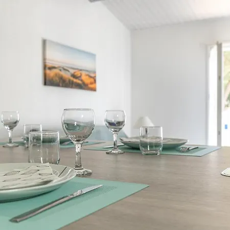 Appartement Au Coeur De L'ile, Lumineux Pour Quatre Personnes *