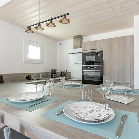 Pour 4 - 450m Des Sables D'or La Guérinière